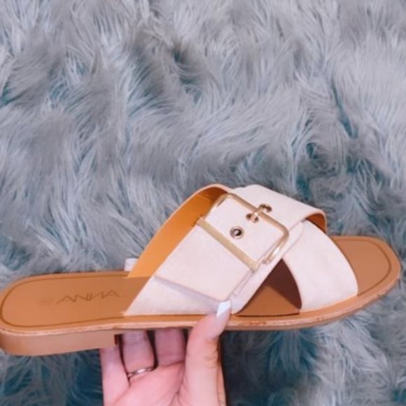 👠 Criss-Cross Open Toe Slide Sandal Flip Flops - Picture 5 of 6